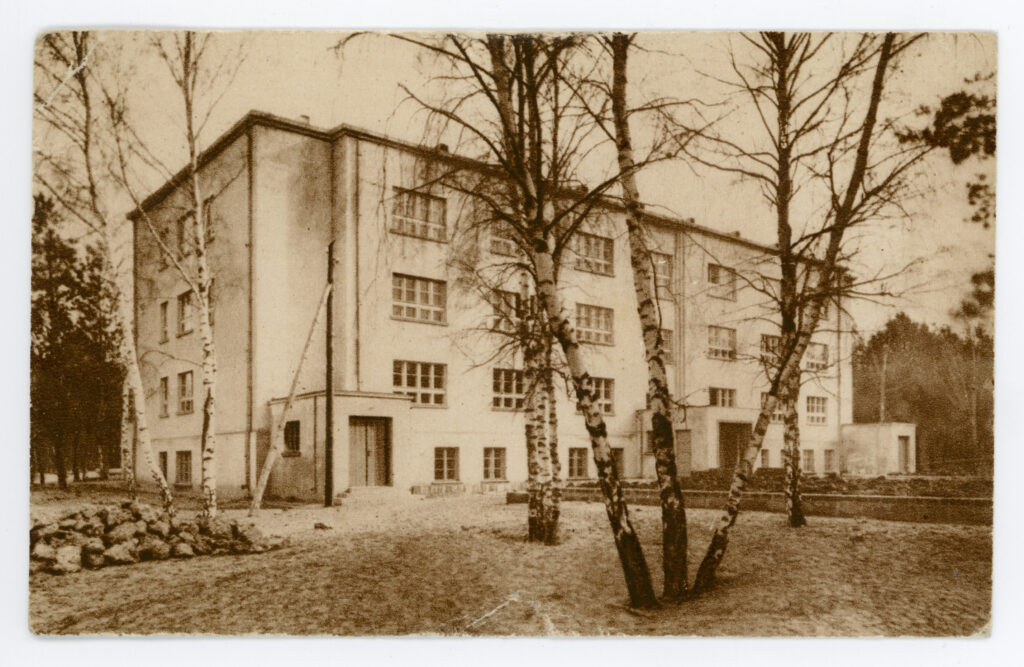 Dom św. Stanisława - zdjęcie przedwojenne