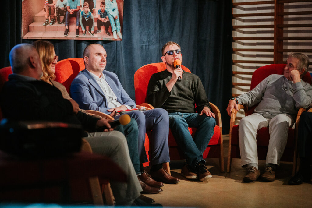Michał Filechowski dzieli się swoimi radosnymi wspomnieniami z pobytu w internacie.