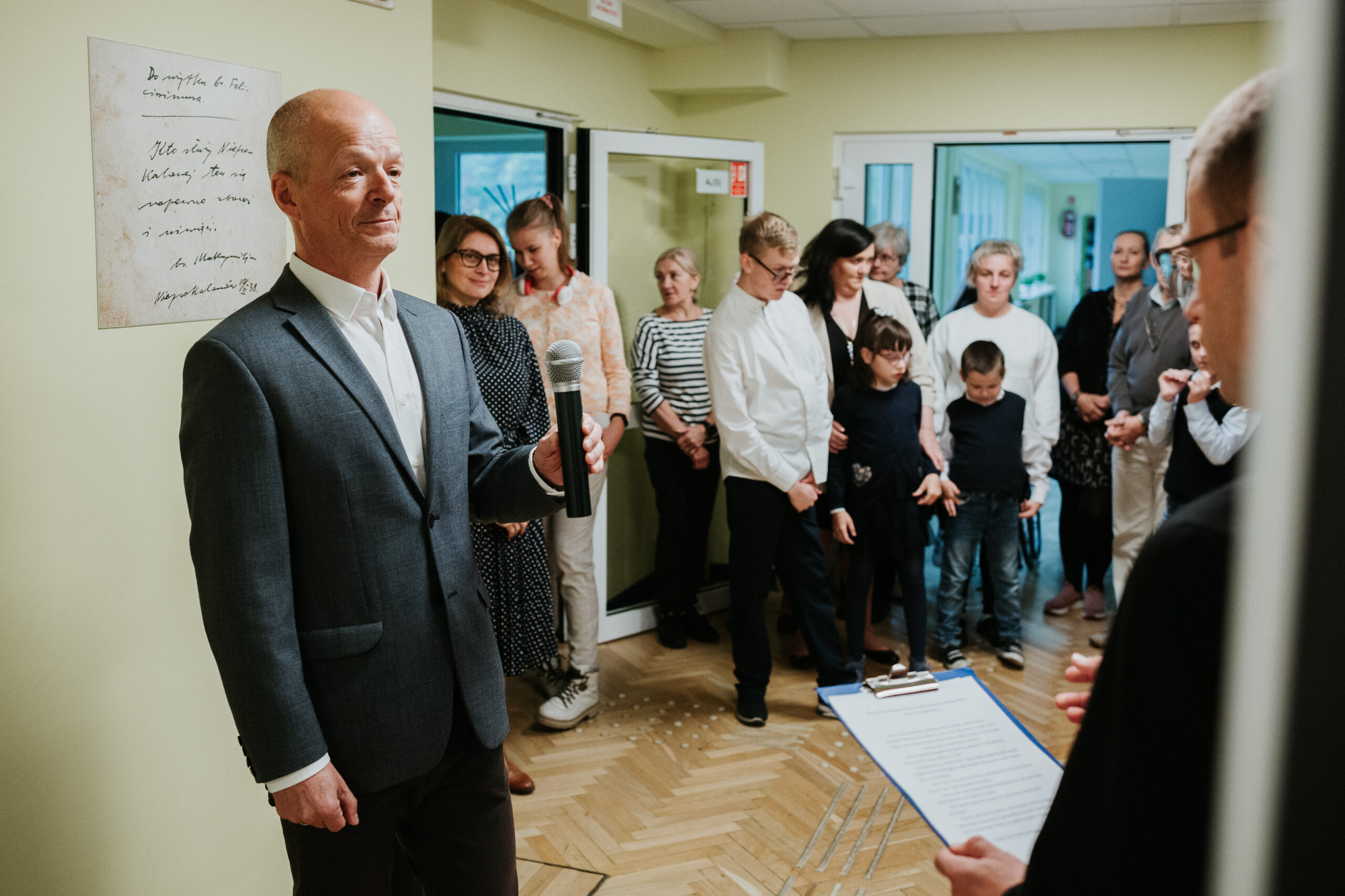 Dyrektor Wojciech Święcicki zaprasza do modlitwy.