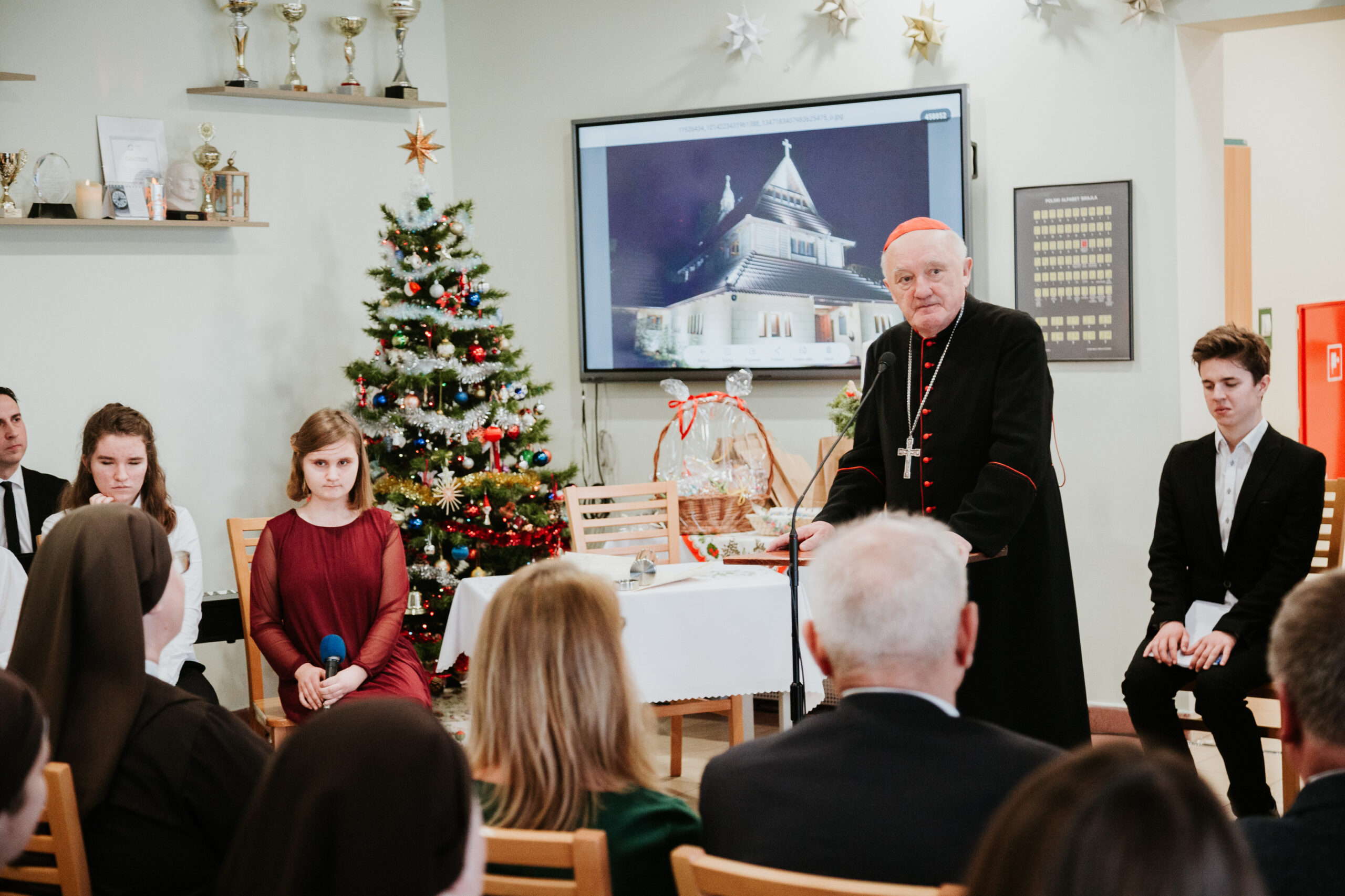 Swoje słowo kieruje kard. Kazimierz Nycz.