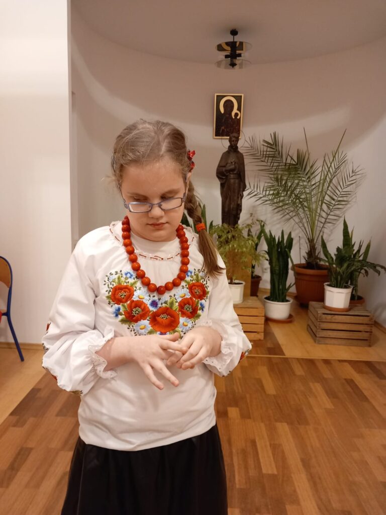 Ania Flis – „Jadą, jadą misie”