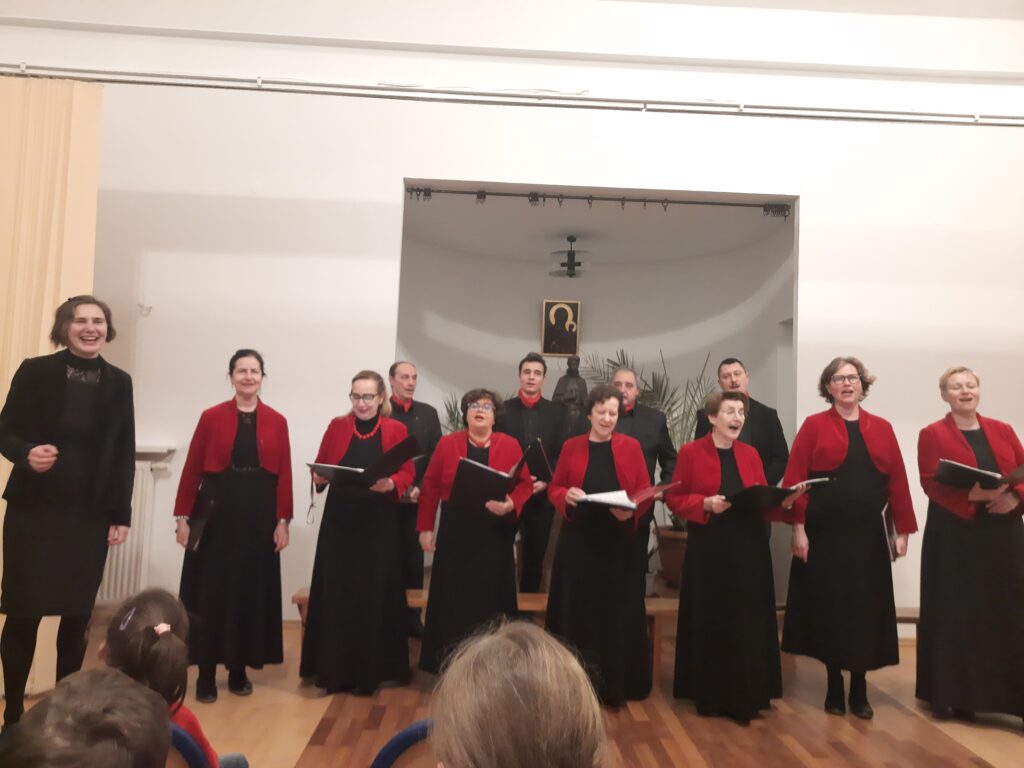 Chór w trakcie występu