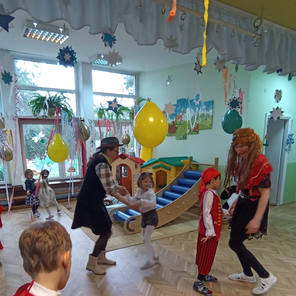 Tańce w parach.
