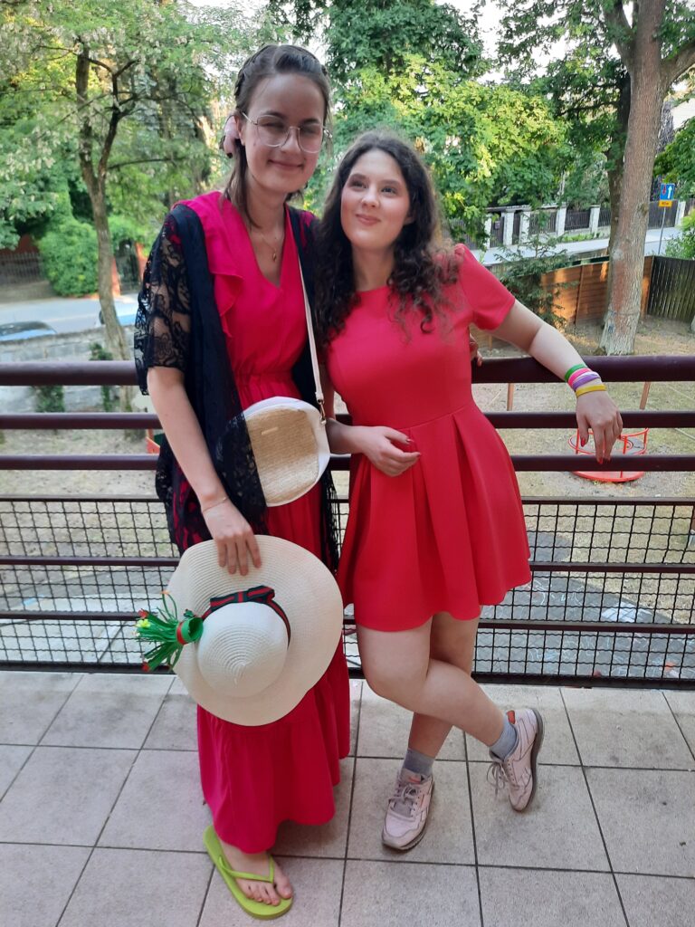 Modelki Karolina i Ewa