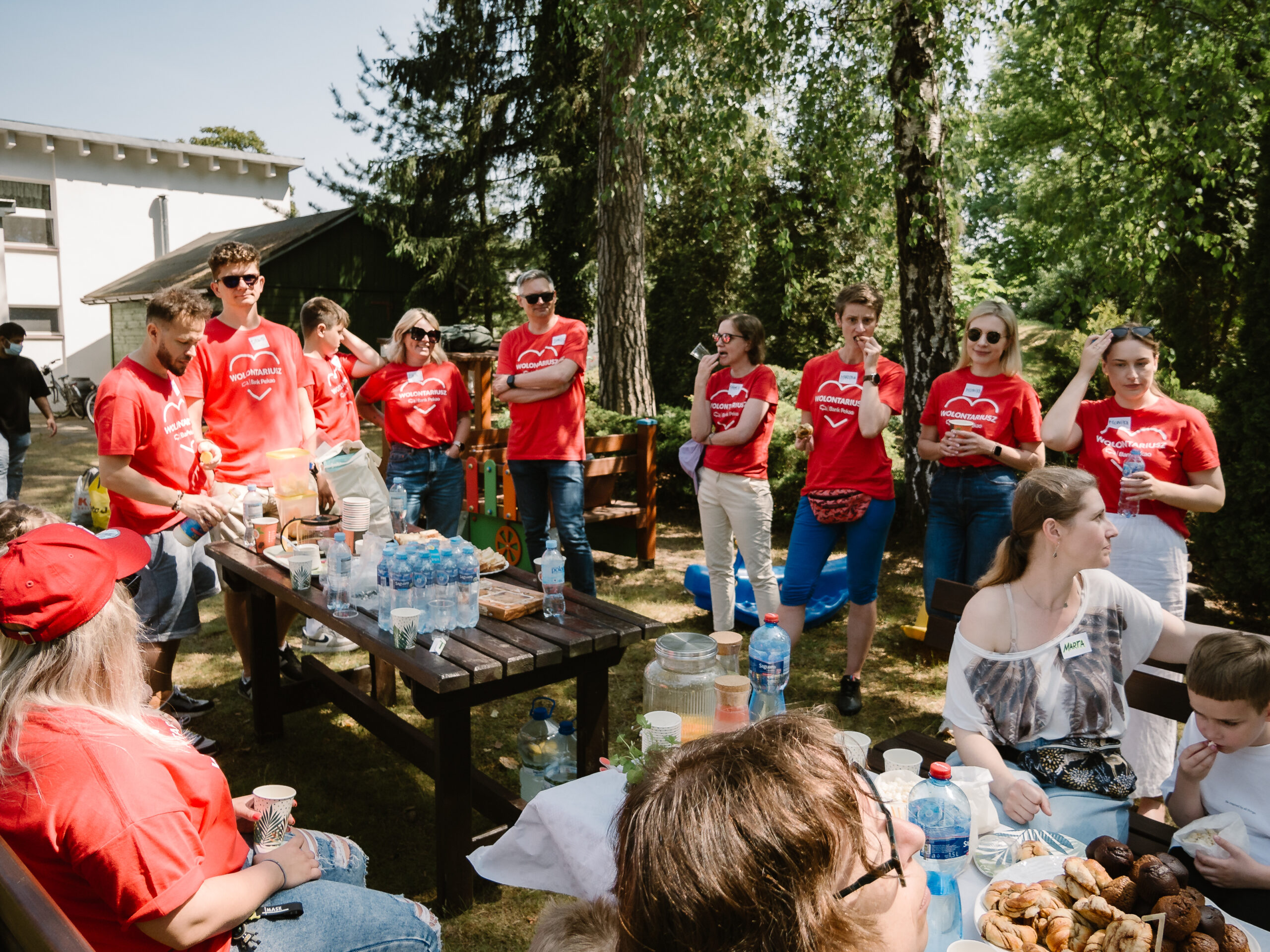 Pracownicy Banku Pekao podczas pikniku.