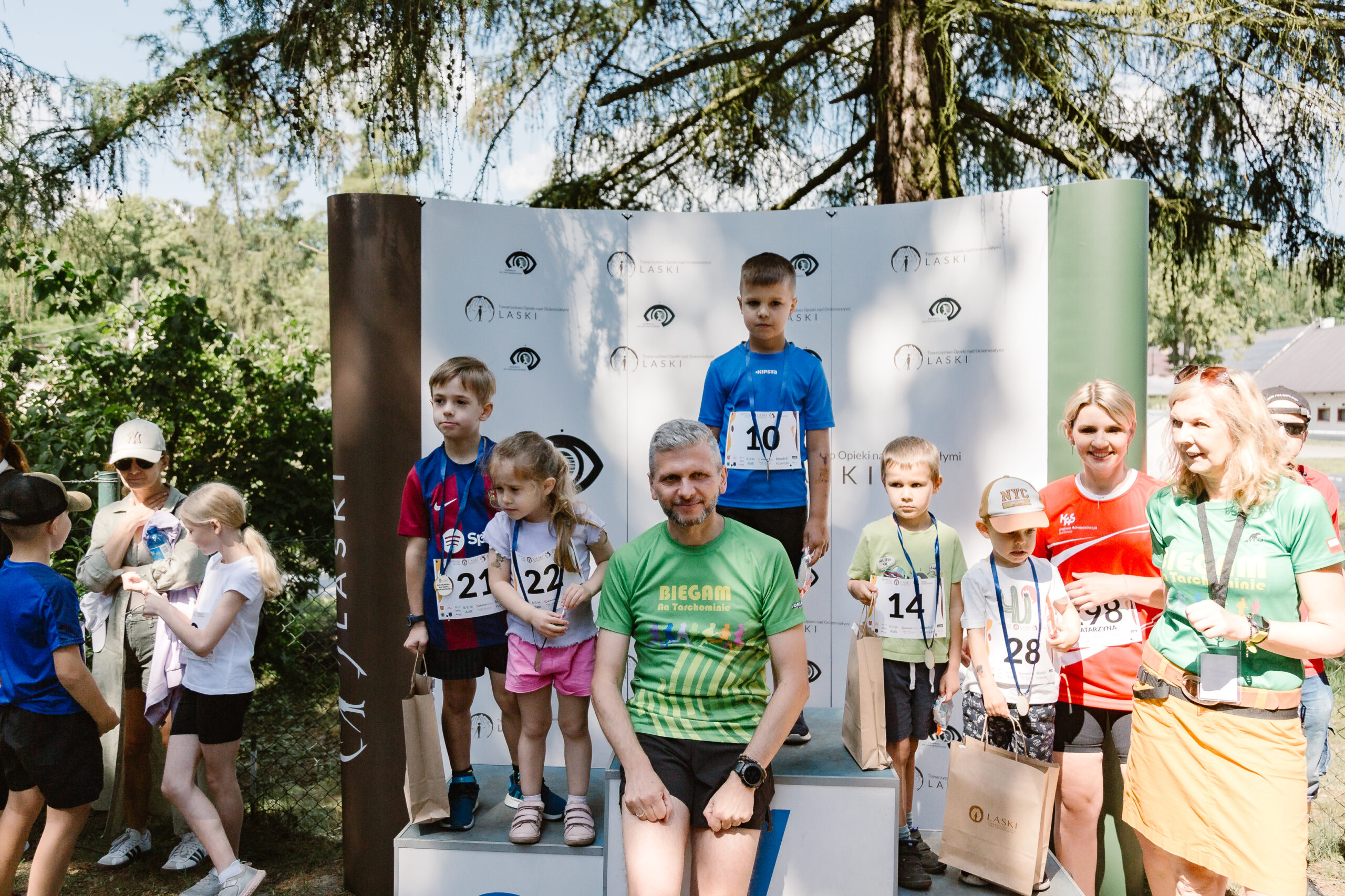 Dzieci na podium.