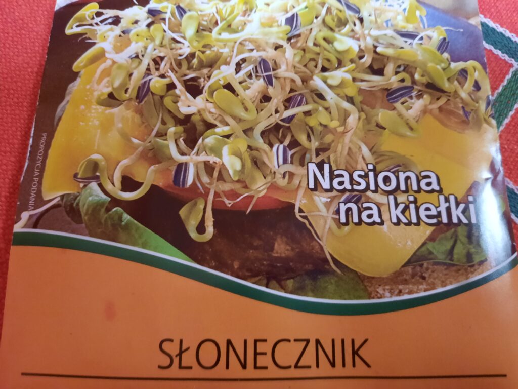 Opakowanie z nasionami słonecznika  na kiełki