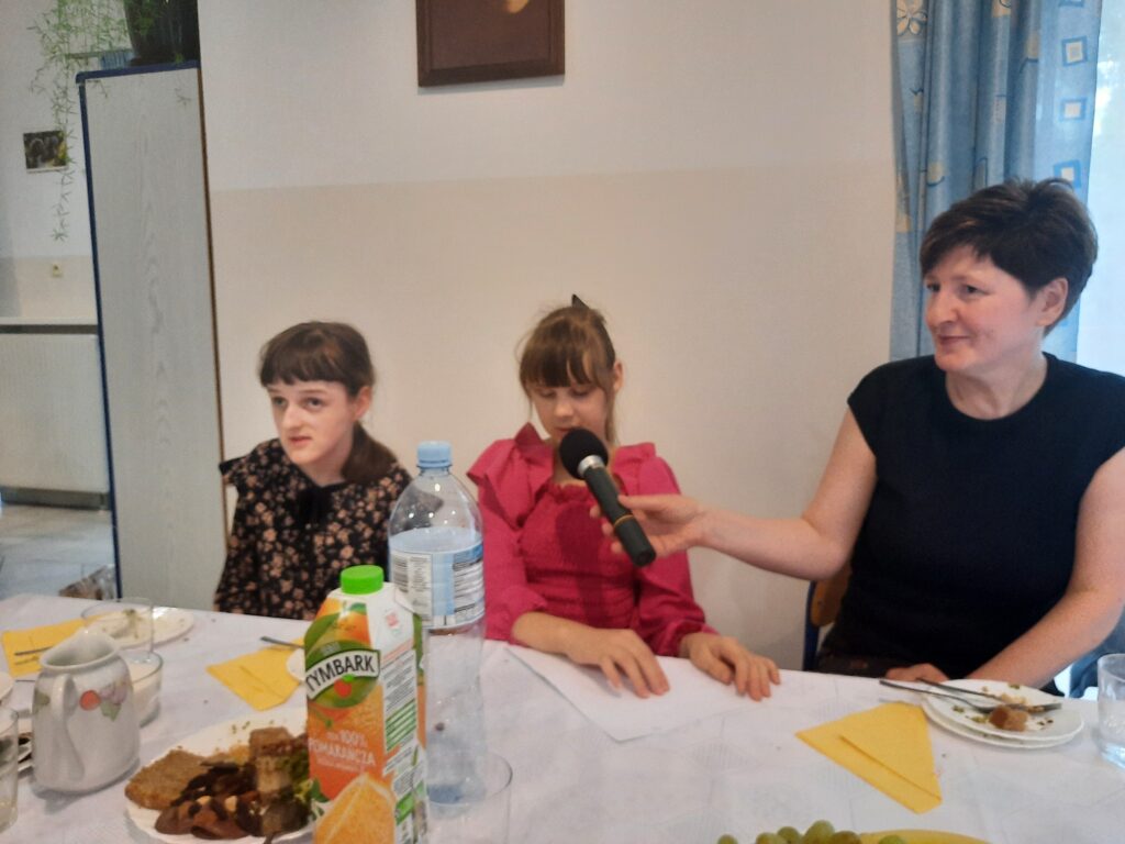 Pani Ania z wychowankami