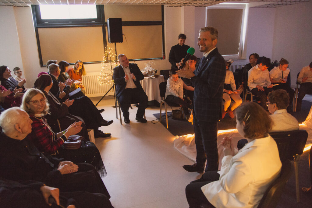 Uroczyste przywitanie wszystkich gości.